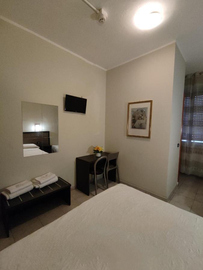 Hotel Salus Milaan Buitenkant foto