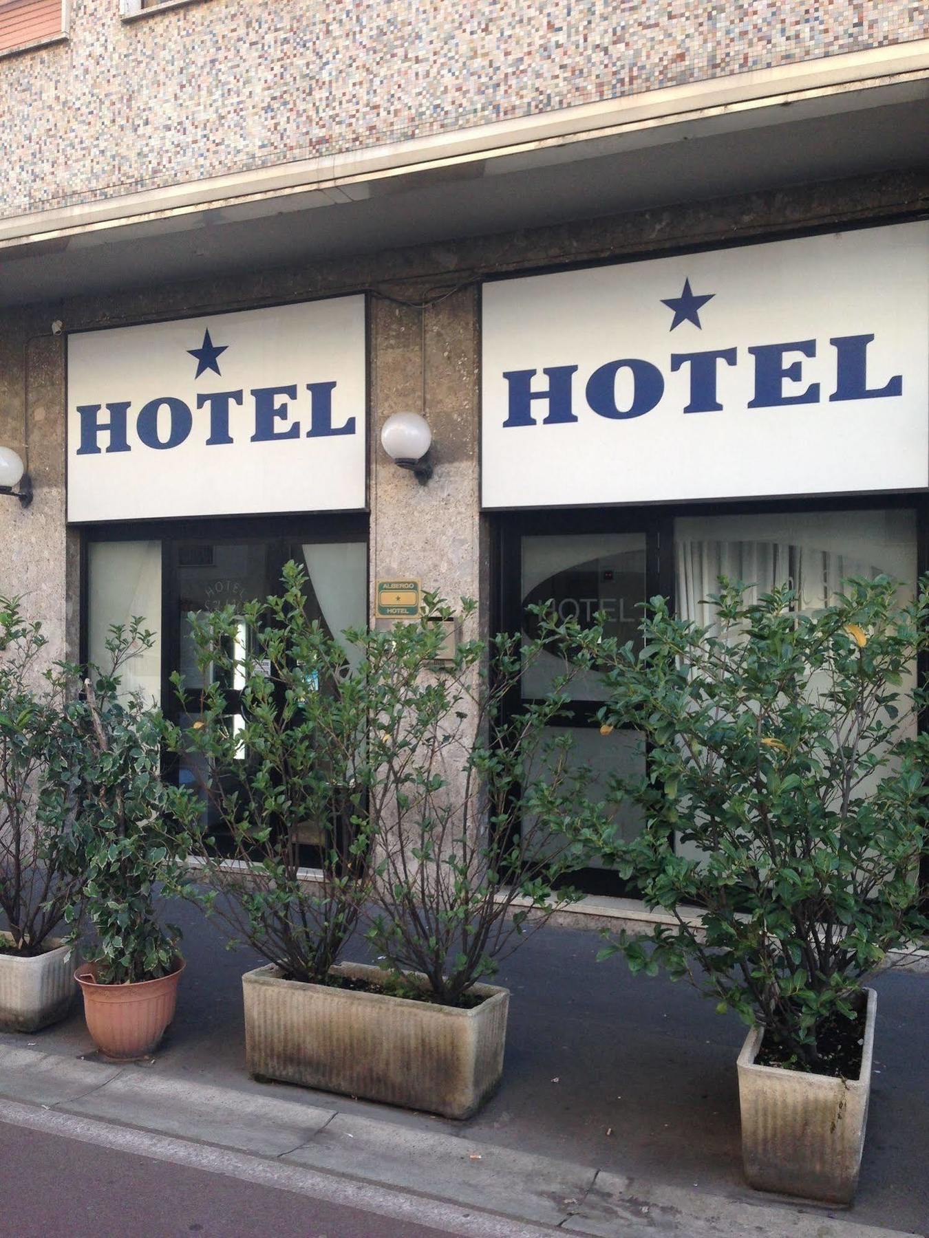 Hotel Salus Milaan Buitenkant foto