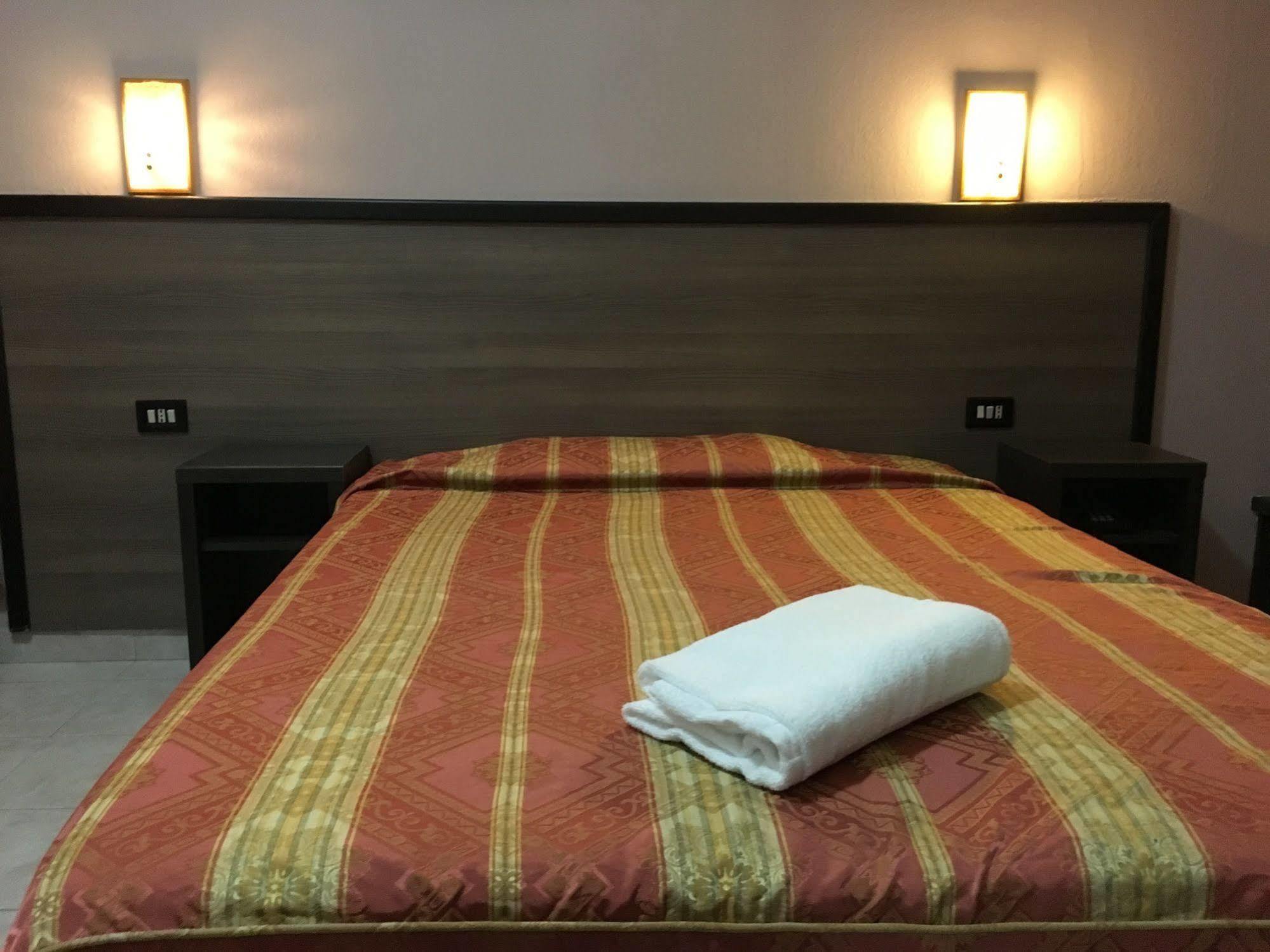 Hotel Salus Milaan Buitenkant foto